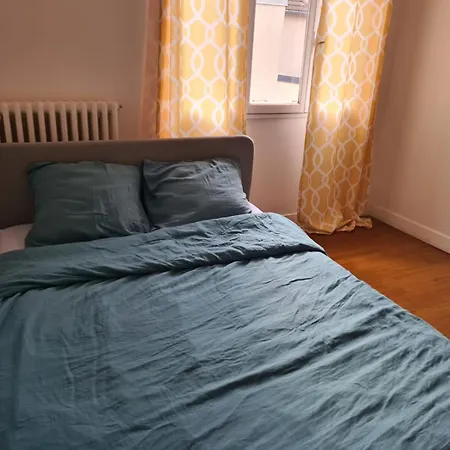 Dans Maison
